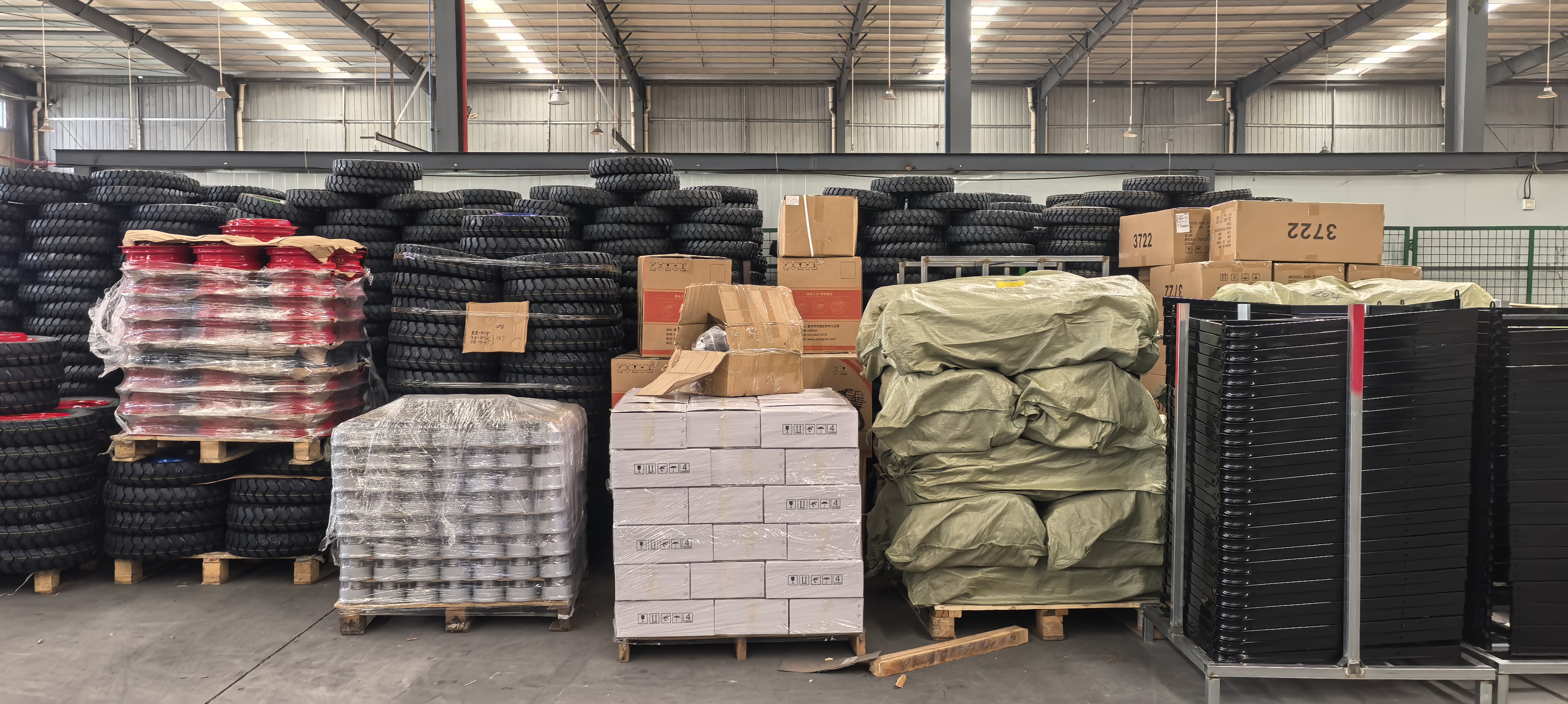 Tyres, components and packed parts in the factory